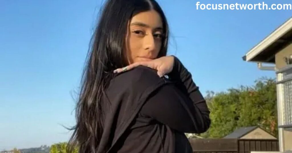 Violet Myers Net Worth